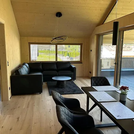 Apartment High-quality Maisonette Flat With Roof Terrace Mieders