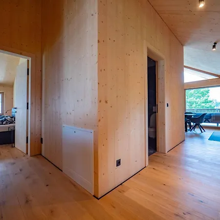 Apartment High-quality Maisonette Flat With Roof Terrace