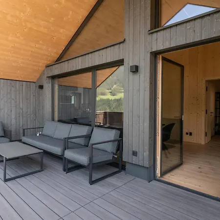 High-quality Maisonette Flat With Roof Terrace Apartment *